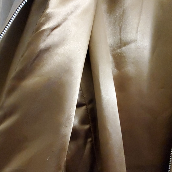 Genuine leather tan jacket. - Picture 4 of 4